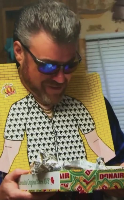 King of Donair - Pizza Bib customer